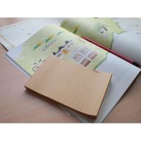 Samolepicí bloček Stick n Kraft z přírodního papíru linkovaný, 150x101 mm 1 (1)
