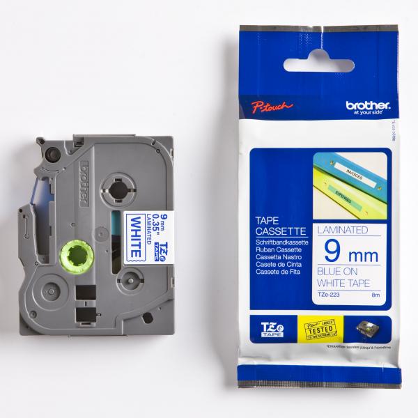 Páska do štítkovače Brother TZE-223, 9mm, modrý tisk/bílý podklad, originál