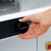 Elektrická stohová řezačka papíru Ideal 5560 3 (2)