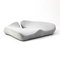 Ergonomický set bederní opěrky a podsedáku Powerton, paměťová pěna, šedý 4 (3)